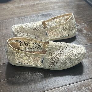 TOMS Lace Crochet Slip-Ons in Cream